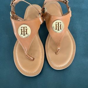 Tommy Hilfiger Sandals (8.5)
